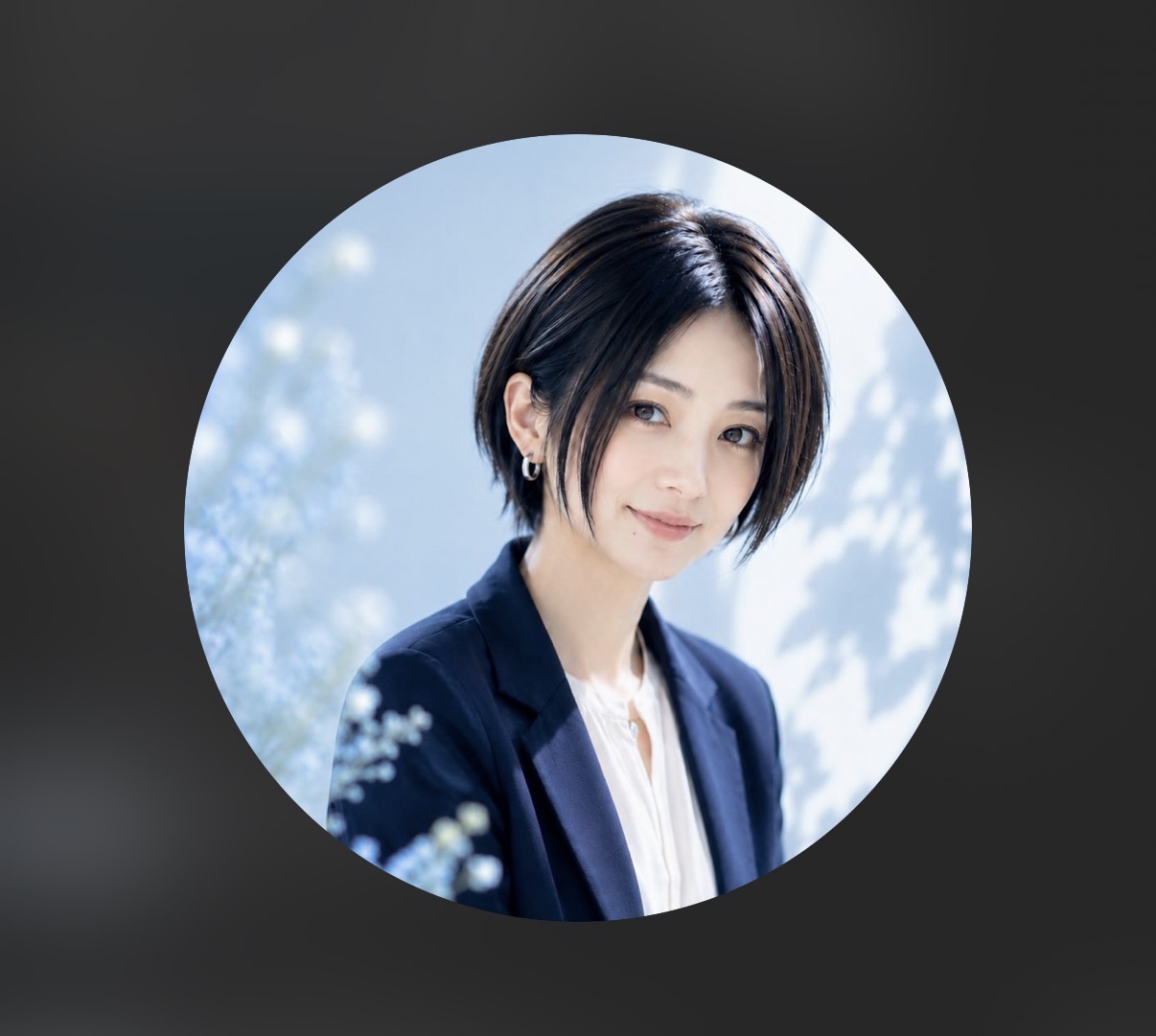 アキのThreadsアイコン